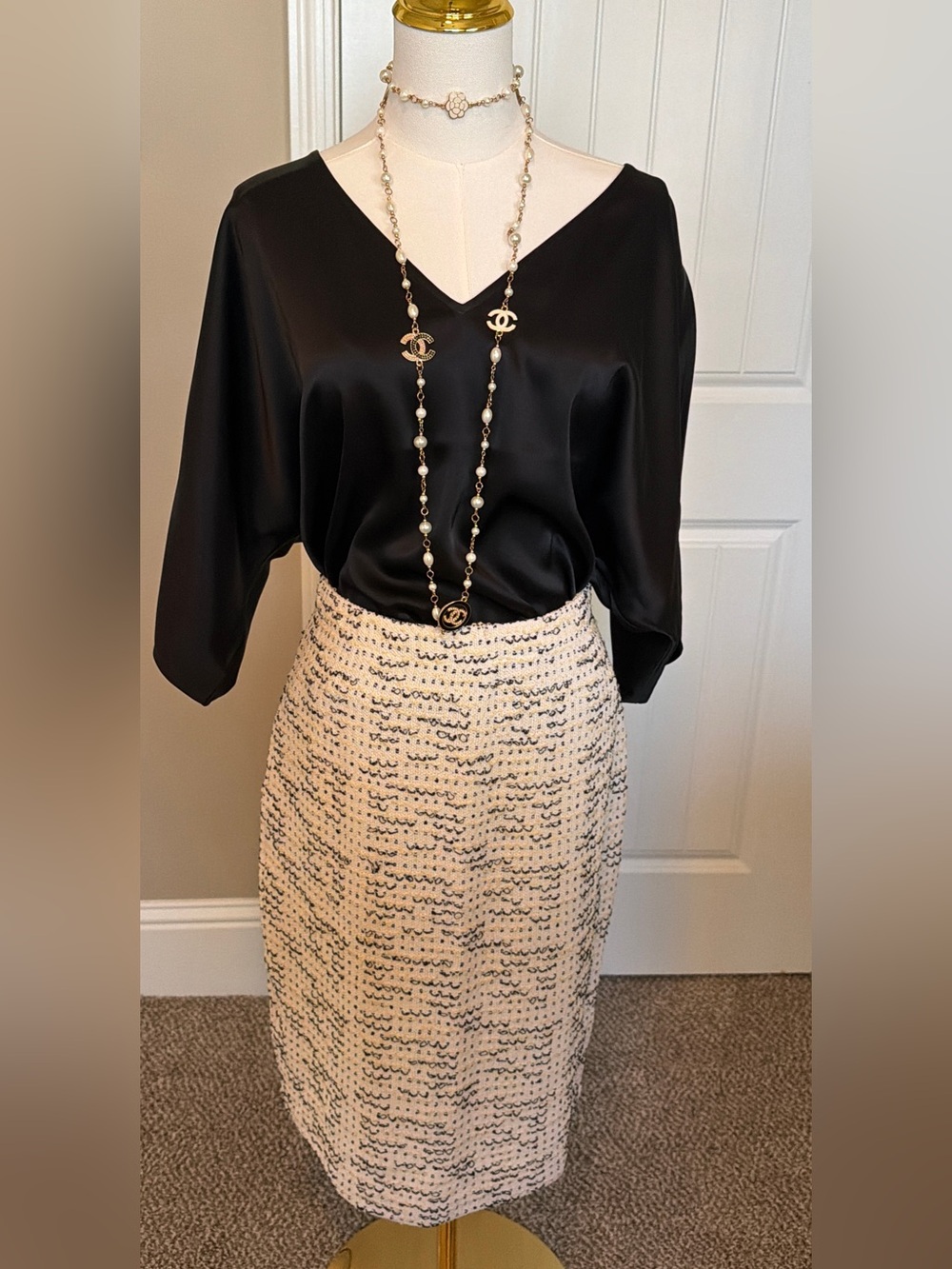 St. John Collection Black and Cream Tweed Pencil Skirt